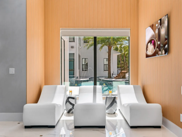 Luxurious 8-Bedroom Vacation Home in Orlando - Private Pool & Resort Amenities